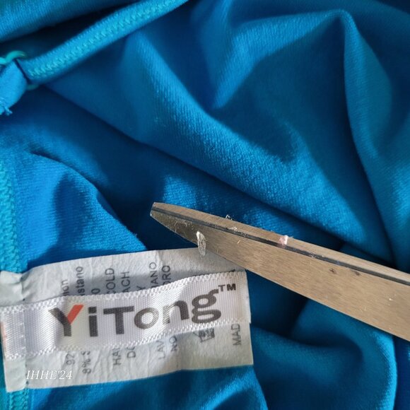 YiTong Women's BLUE Undershirt Camisoles Adjstb Spaghetti Strap Tank Top In One - Picture 3 of 4